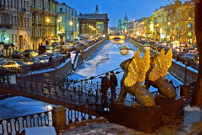 bank-bridge-in-st-petersburg